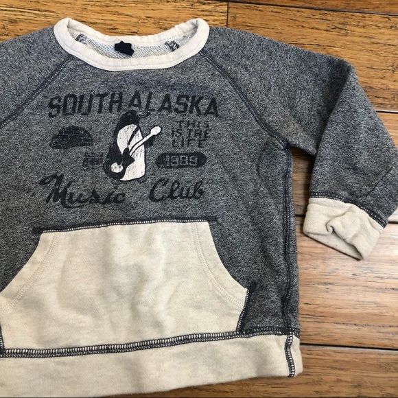 GAP Other - 🌈 gap sweatshirt